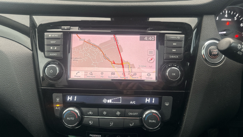 Nissan Qashqai 1.3 DiG-T N-Connecta 5dr Petrol Hatchback